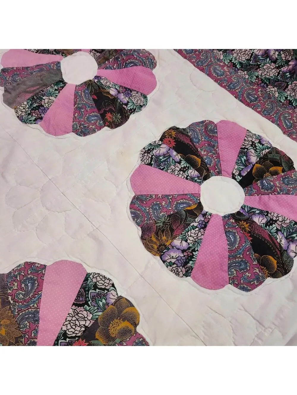 Gorgeous Purple Vintage Handmade Dresen Plate Quilt 80 x 80 In Hand Quilted